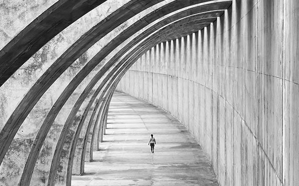 central skyscraper all glass structure