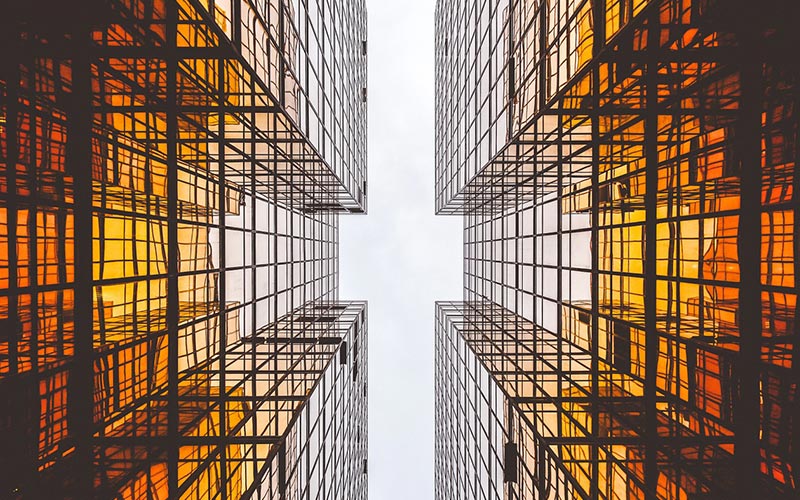 central skyscraper all glass structure