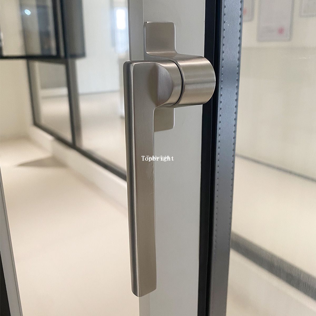 Automated Window Handle