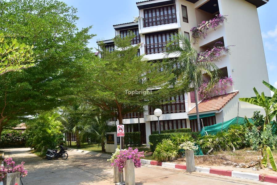 Tropical_Beach_are_three_luxury_holiday_condominiums_VIP_Chain_Beach_Resort (3)