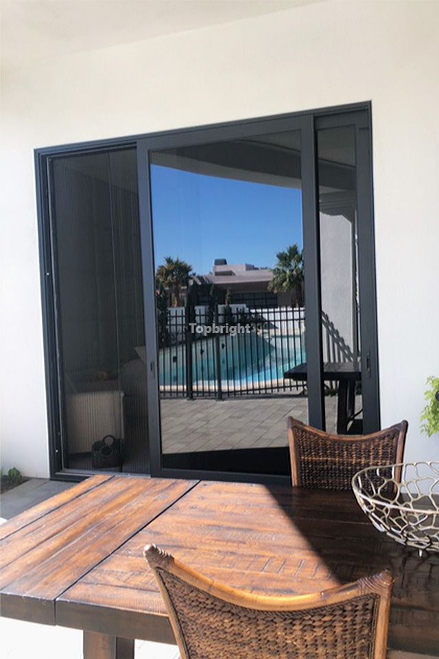 Sliding Door