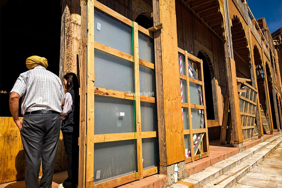 large window installation